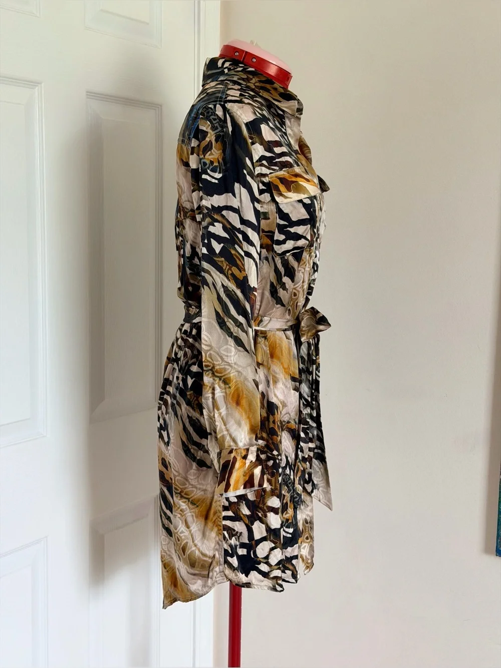 $280 NWOT Marciano Guess 100% Silk Animal Print Shirt Dress Tunic XS–S Belted - Picture 3 of 9
